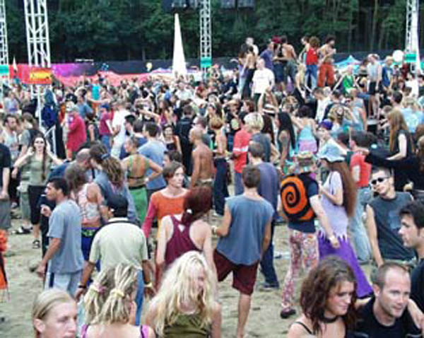 voov_mainstage_daylight